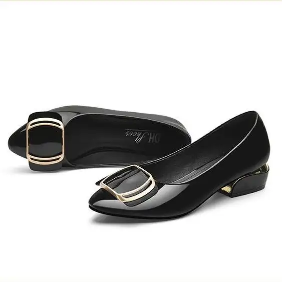 Fábrica al por mayor zapatos individuales de mujer en bajo con todo los zapatos de la madre zapatos de trabajo de cuero suave pequeño de cuero negro