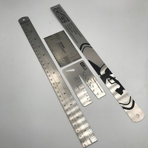 すべてのサイズ範囲カスタムブランドエッチング高精度エンジニアリングスケール鋼金属定規