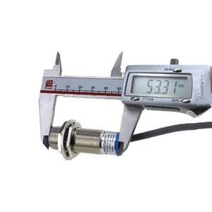 YUMO-Erfassungs bereich 5mm Spült yp NPN NO IP67 Induktiver Näherungsschalter-Sensor