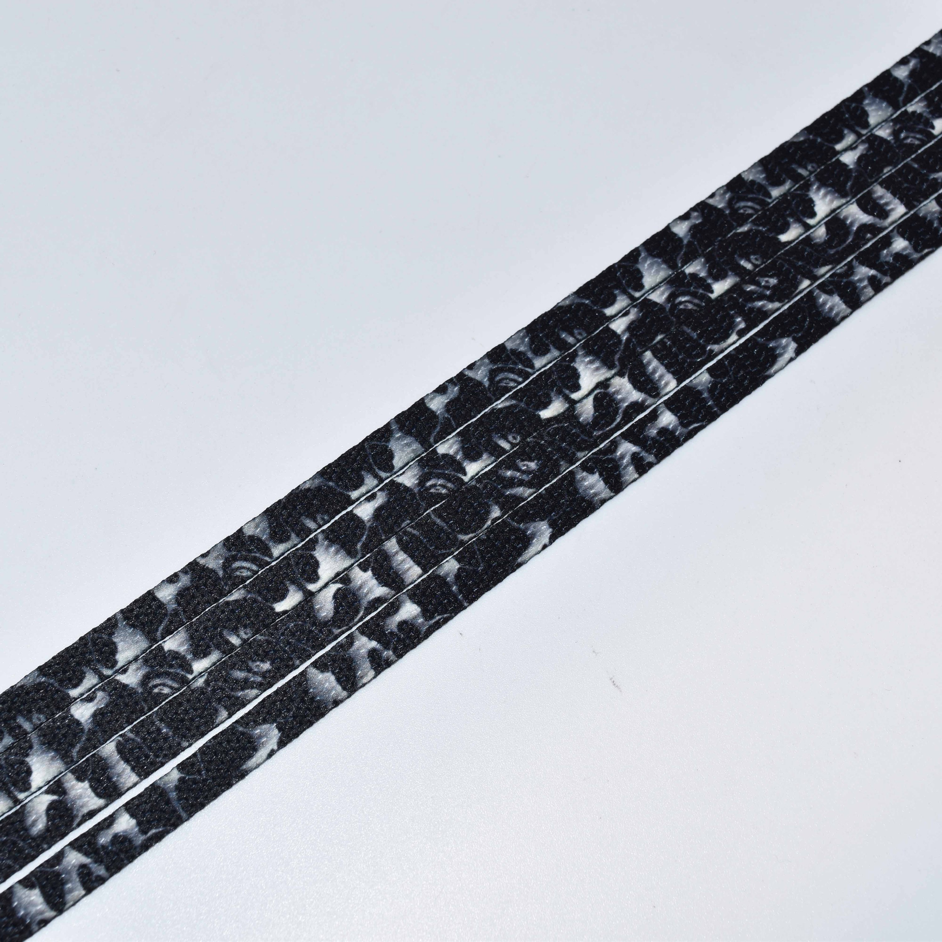 camuflaje negro