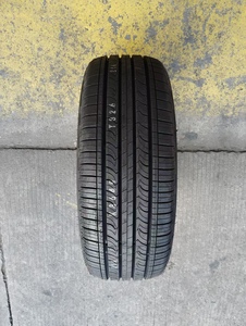 עיצוב מקצועי רכב ללא tyre למכירה 225/60r17 225/55r18 r18 r18 r7 לרכב צמיגים וצמיגים