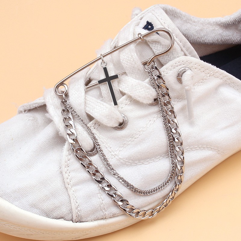 Design ours, broche papillon