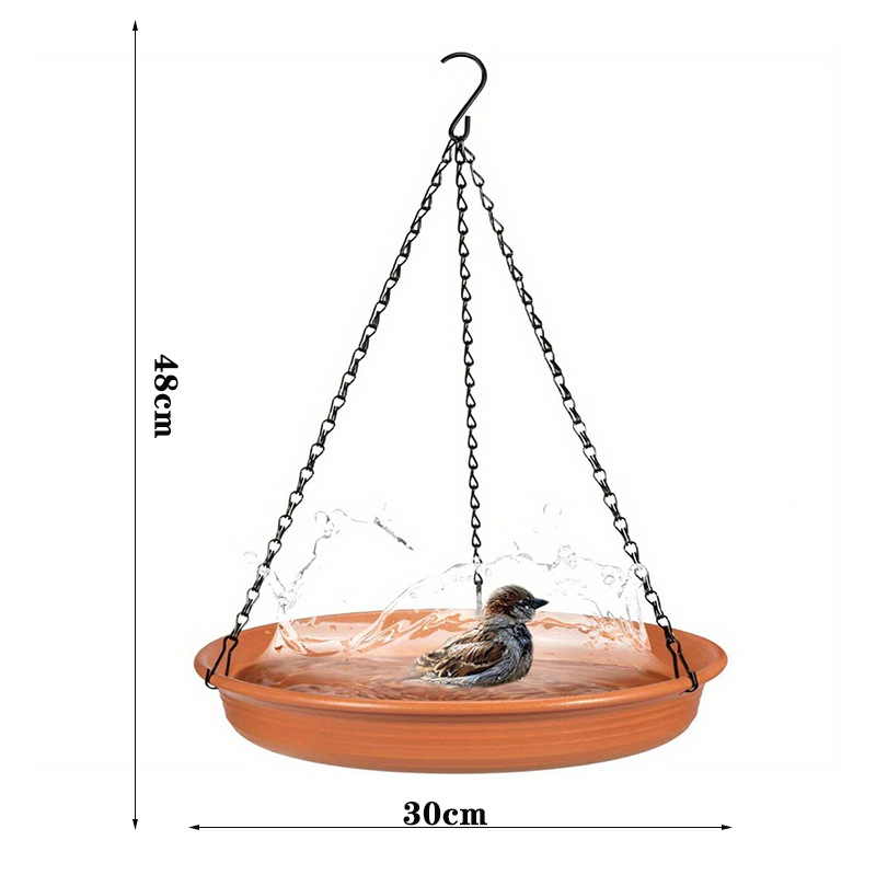 Grand bain d'oiseaux rouge