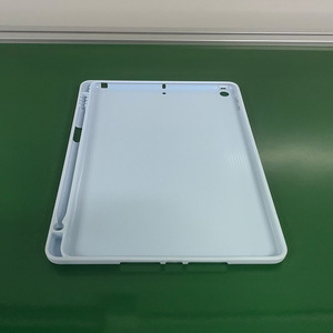 兼容性iPad 7/8/9 10.2英寸通用软硅胶外壳，带键盘笔槽TPU材料单外壳盖 - Product Image 3