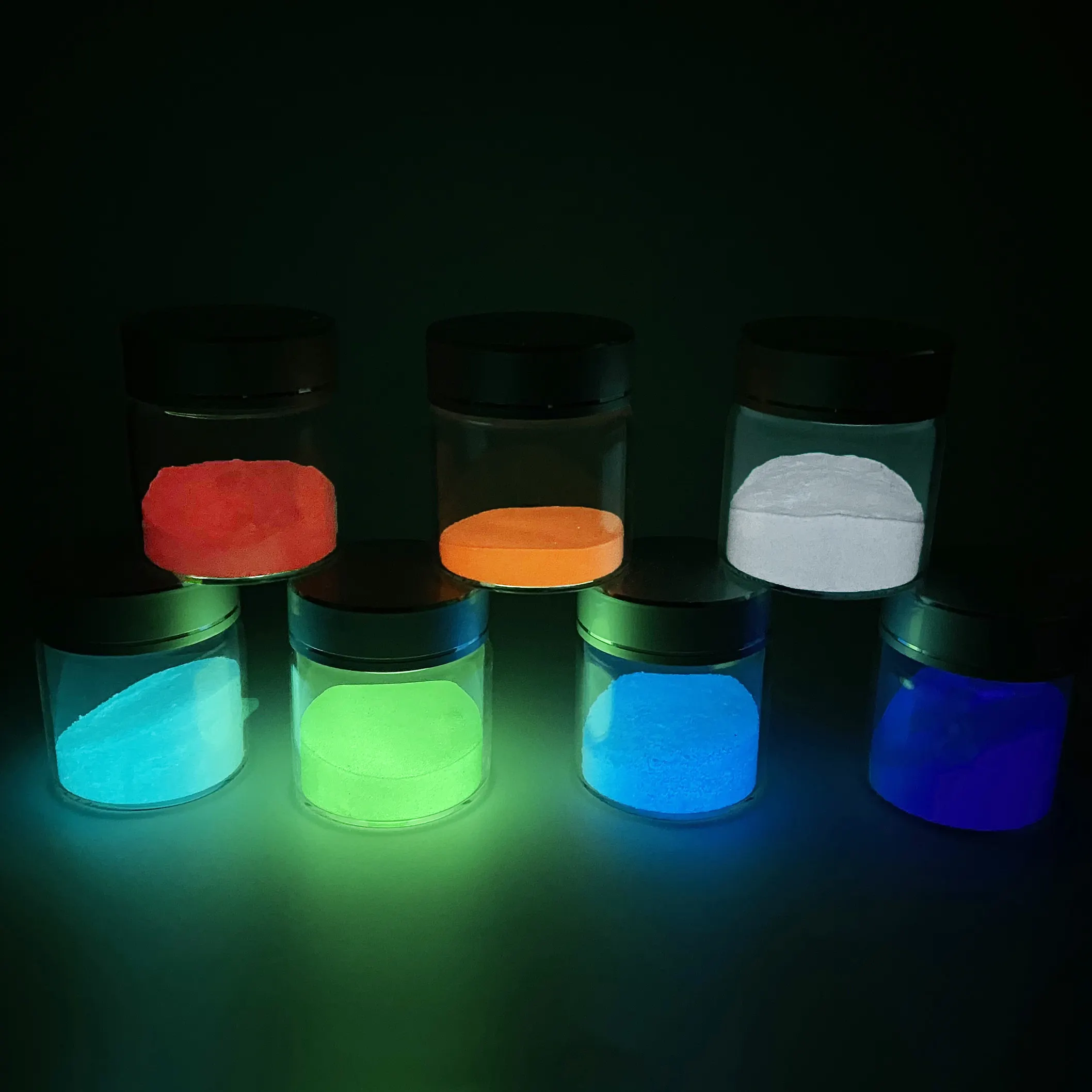 Fluorescerend Pigment In Het Donkere Lichtgevende Pigment Gloei Poeder Voor Gloei Inkt, Gloei Verf, Gloei Plastic