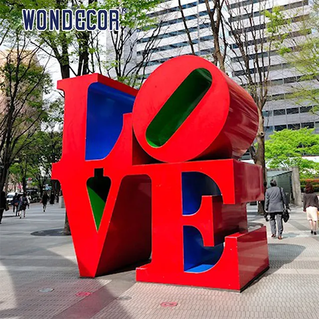 Sculpture d'extérieur japonaise de grande taille, célèbre, lettres d'amour, moderne en acier inoxydable