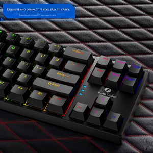71 Teclas tipo C 70 por ciento juego de computadora con cable RGB Teclado mecánico - Product Image 2
