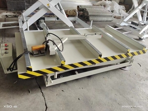 Mesa elevadora de tijera CNC de carga automática para máquina enrutadora CNC Carga auxiliar para tablero MDF de 1220*2440mm - Product Image 4