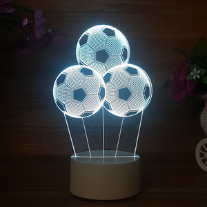 Üç futbol 3D lamba gece lambası değişen ışıkları akrilik düz ve ABS taban ve USB şarj aleti dokunmatik masa masa lambaları, 7 renk 30