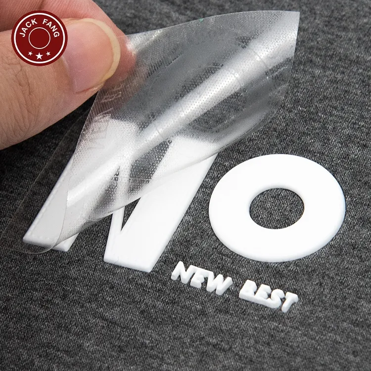 Logo de marque personnalisé en relief 3d Étiquettes de vêtement en caoutchouc durable Étiquettes de vêtement en silicone à transfert de chaleur pour plastique