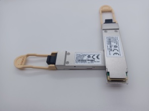 Finisar ในสต็อก FTLC9559REPM QSFP28 SR4 100G ตัวรับส่งสัญญาณใยแก้วนำแสง850 NM MMF พร้อมตัวเชื่อมต่อ MPO สำหรับเครือข่าย4G - Product Image 3