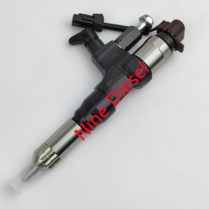 9つのブランドのディーゼル注入器095000-8530燃料注入器のノズル23670-0L070
