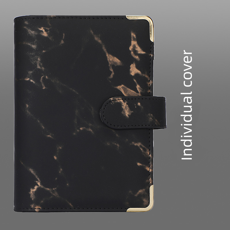 Couverture noire en marbre