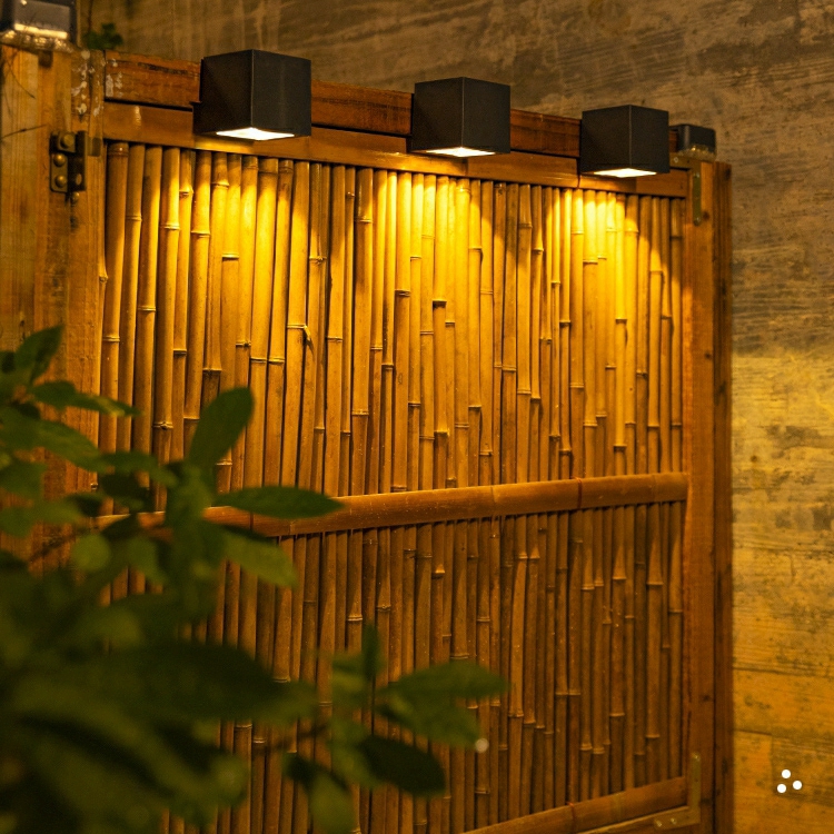 Lumière solaire extérieur applique jardin haut vers le bas étanche en aluminium lumière du soleil applique murale lampe solaire LED lumière extérieure