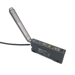 Sensor de proximidad fotoeléctrico PNP NPN de 2,8mm con función de conmutación de acción de salida y cabezal de detección de tipo de separación