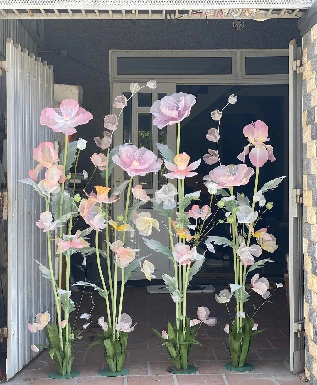 Organza raksasa kustom bunga Poppy Iris set jendela bunga buatan pajangan dekorasi acara pernikahan