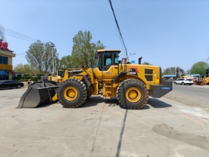 Second-hand Weichai Leiwo <strong>Loader</strong> for Sale. 3.5m&sup3; Bucket. High Efficiency in <strong>Loading</strong> and <strong>Unloading</strong>. - Product Image 3