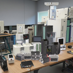 Module Controller <strong>PLC</strong> PAC &amp; Dedicated Controllers Product <strong>Type</strong> 3BSC690071R1 - Product Image 2