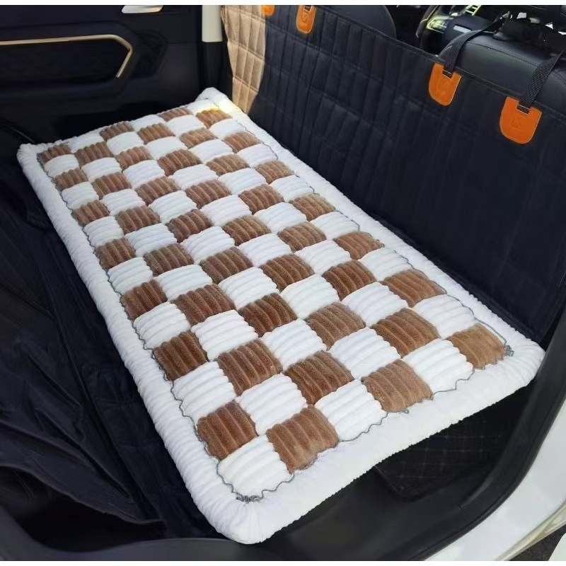 Coussin pour animal de compagnie pour siège arrière de voiture - bloc de couleur marron clair et blanc