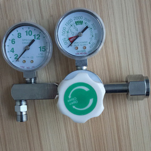 批发定制标志单双表CGA540氧气压力调节器医用氧气调节器带加湿器待售