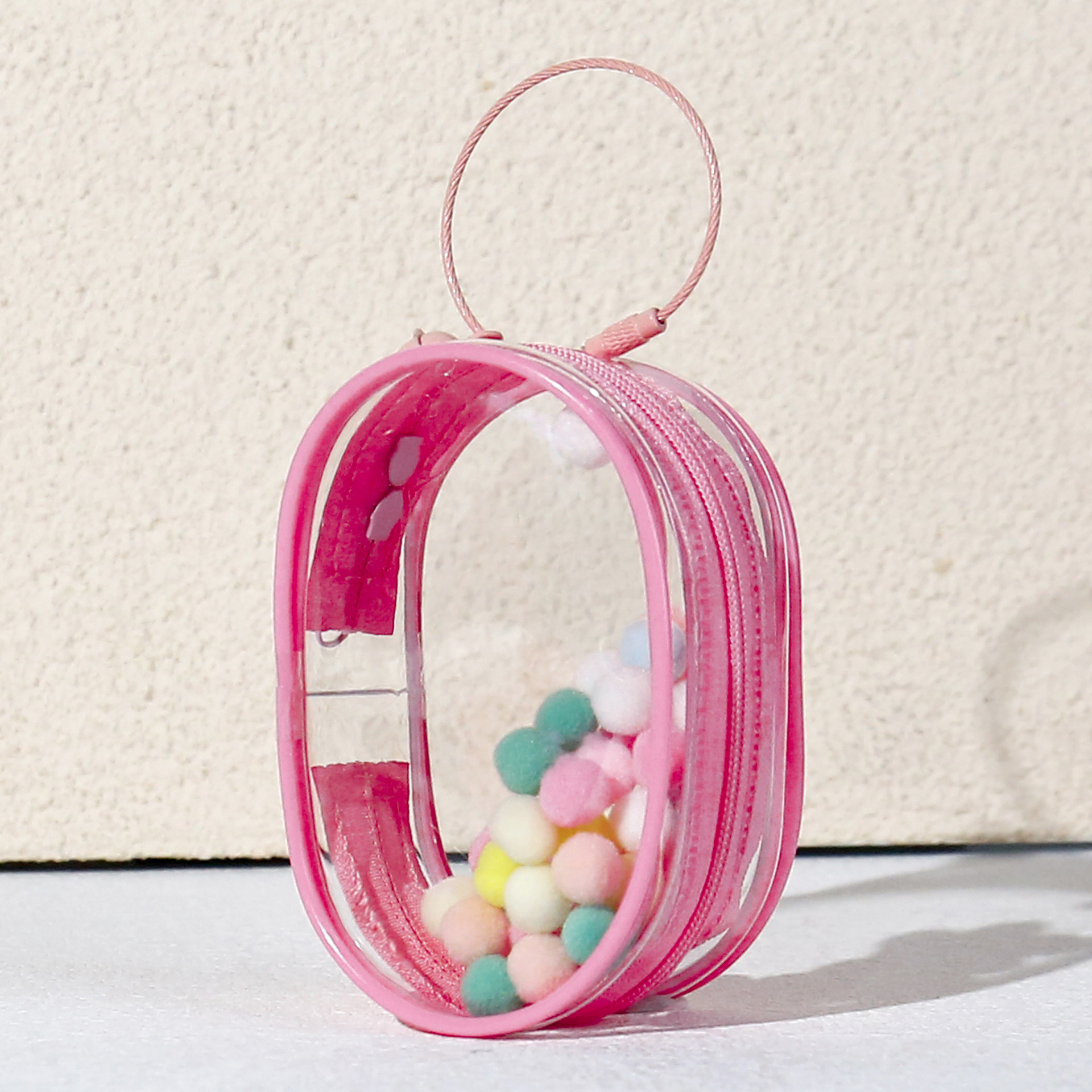 Barbie rose-rond-cloche avec anneau et pompon