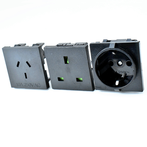 Enchufe eléctrico de toma de corriente universal multifunción con terminal de conexión de tornillo - Product Image 3