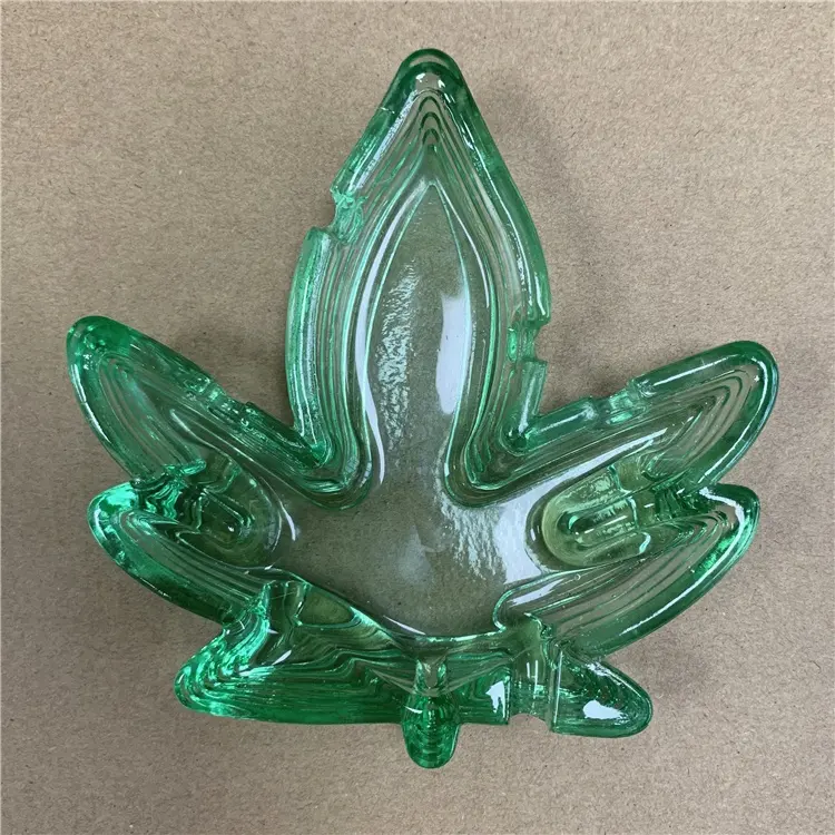 Cendrier en verre vert en forme de feuille, pour les fumeurs, résistant à la chaleur, lavable au lave-vaisselle