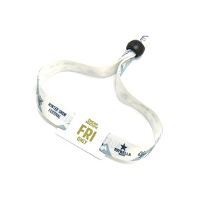 Festival personalizzato 213/215 PVC NFC tessuto tessuto RFID braccialetto T5577 Chip frequenza 125KHz per il pagamento & uso Hotel