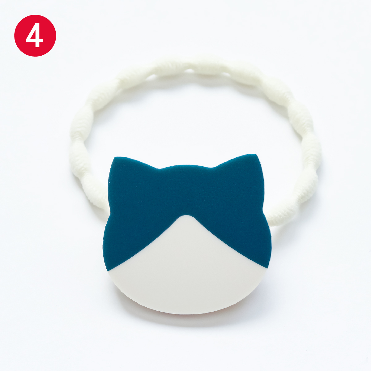 4.Bicolor(Hachiware)