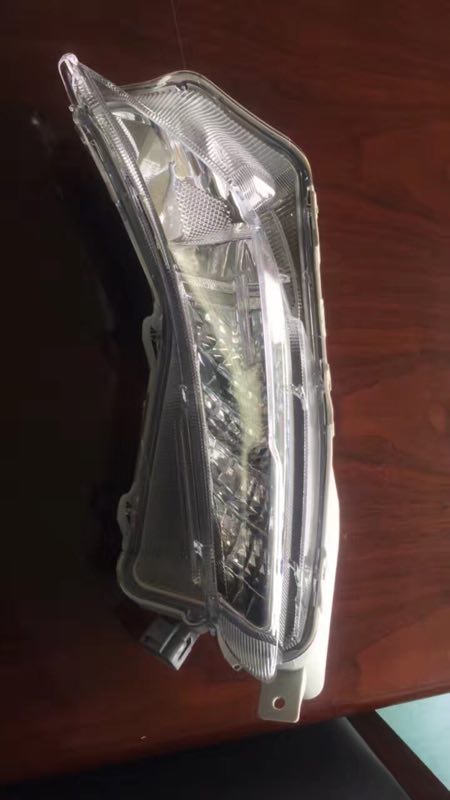 ธรรมชาติสีขาว