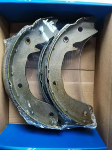 Bán buôn phụ tùng ô tô xe gốm phanh Giày 04495-42010 cho TOYOTA LAND CRUISER phanh Giày - Product Image 6