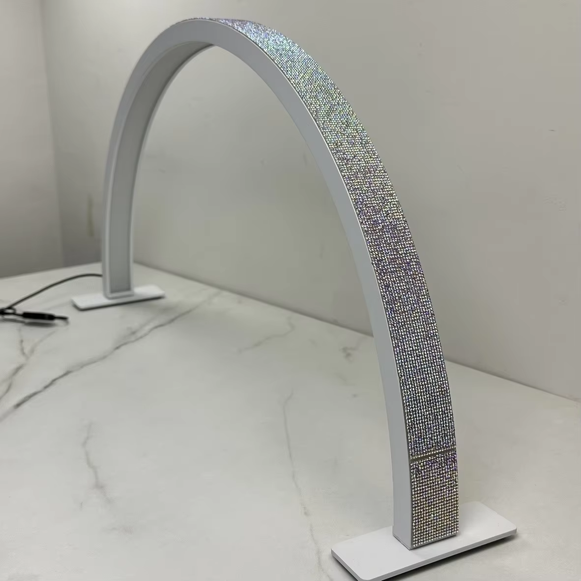 big size with Diamond-white