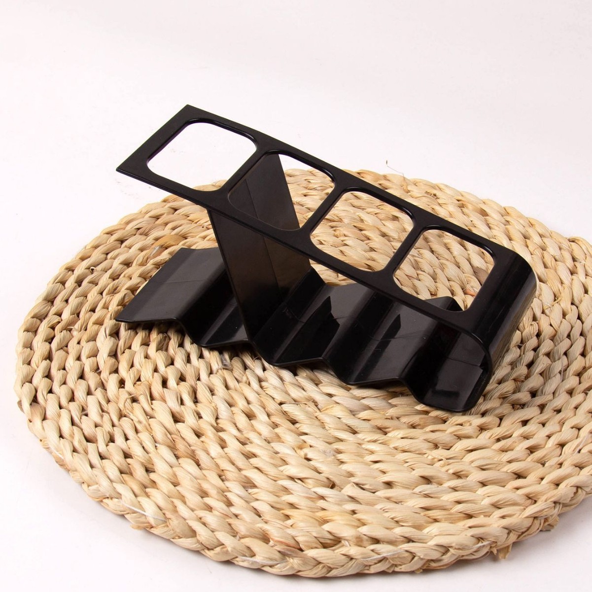 Black - PP material