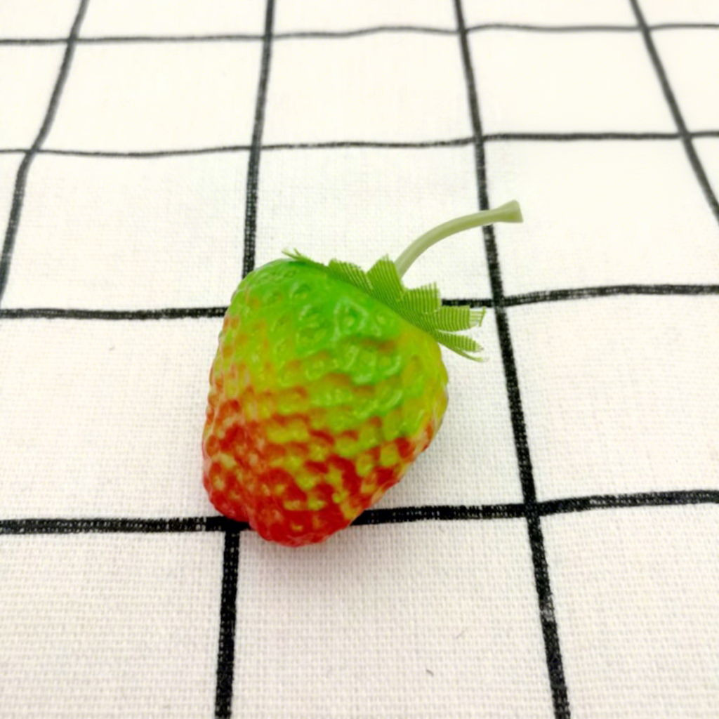3*3.3cm