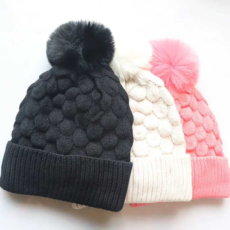 Gorro de punho pompom de fibra de lã personalizado para mulheres, gorro de crochê fashion de inverno para homens e mulheres