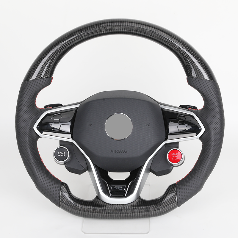 Cuir perforé + carbone + bouton de démarrage