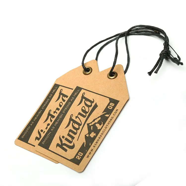 Etichette per indumenti in lamina di plastica di carta Kraft con marchio personalizzato all'ingrosso spille di sicurezza Jeans in pelle con cordino in cera etichette per appendere serigrafate