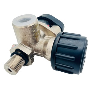 <strong>Scott</strong> Type(Sherwood) Outlet SCBA Valve with Small Black Round Locking Handwheel - Product Image 3