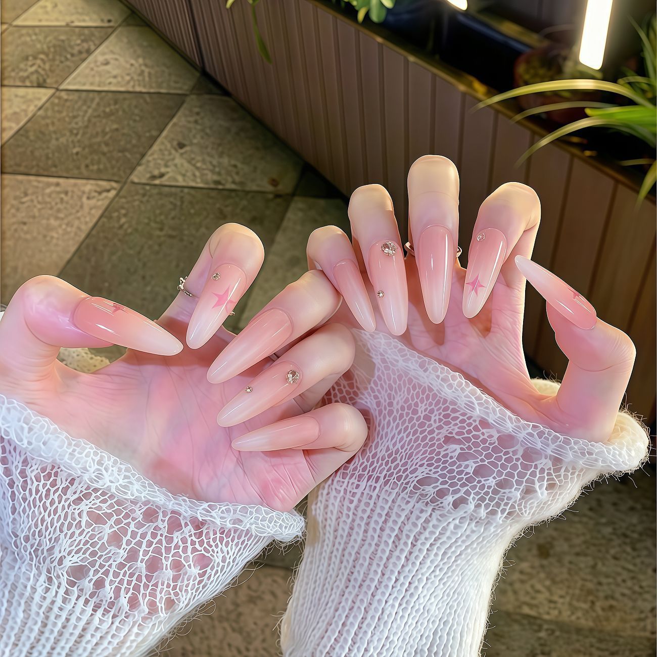 Starfall rosa desnudo