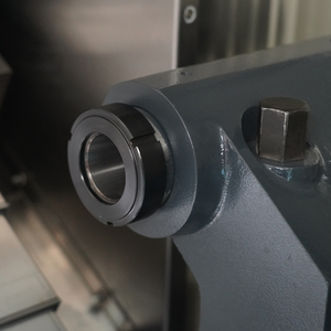 Máquina de torno TCK46A Centros de torneado de cama inclinada con mandril hidráulico Torno CNC multifuncional