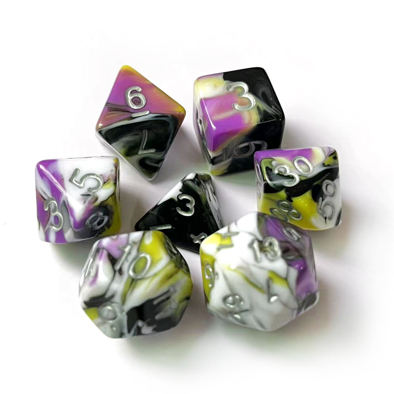 1 morado negro amarillo