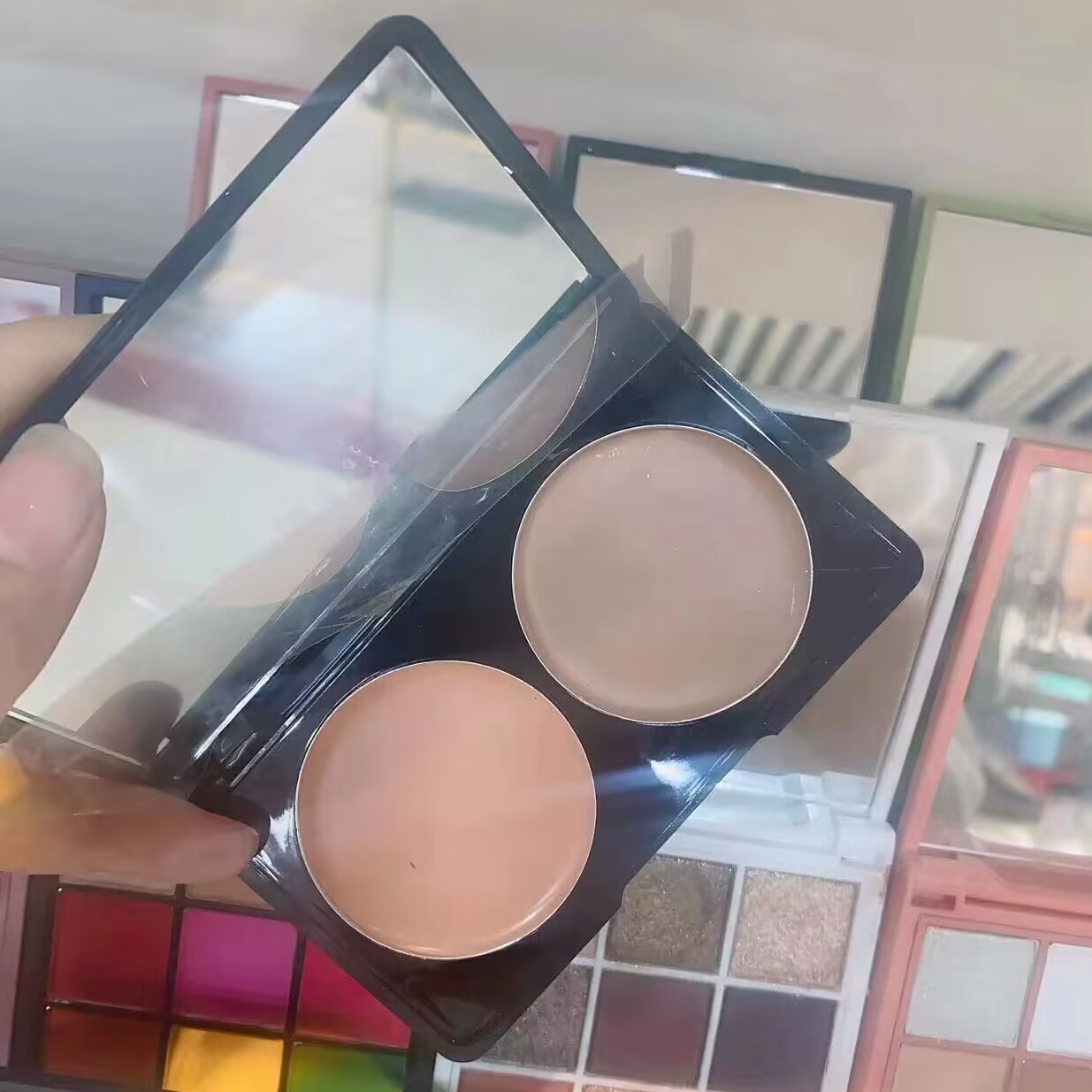 tavolozza di 2 colori neri