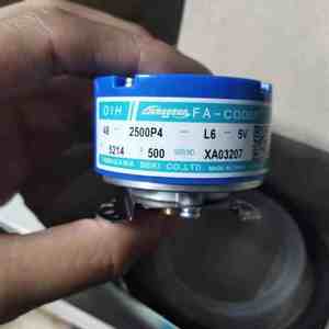 Tamagawa TS5214N500 Marke Rotations mechanischer <span class=keywords><strong>Encoder</strong></span> Optische Servomotor-<span class=keywords><strong>Encoder</strong></span>
