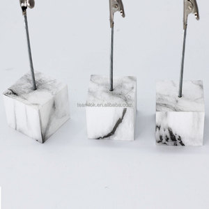 Kẹp Giữ Bản Ghi Nhớ Hình Khối Đá Cẩm Thạch | Kẹp Giữ Bản Ghi Nhớ Ảnh | Kẹp Cá Sấu Ghi Nhớ Hình Vuông 3X3 Bằng Acrylic - Product Image 4