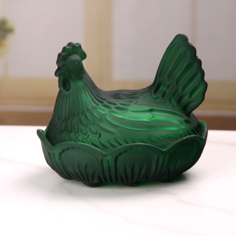 small hen-matte green