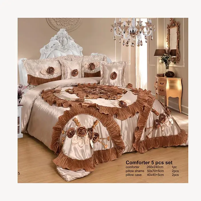 Venta de fábrica de ropa de cama estilo Oriente Medio juegos de cama de boda tamaño king y Queen colcha ajustada para sábanas cálidas de invierno