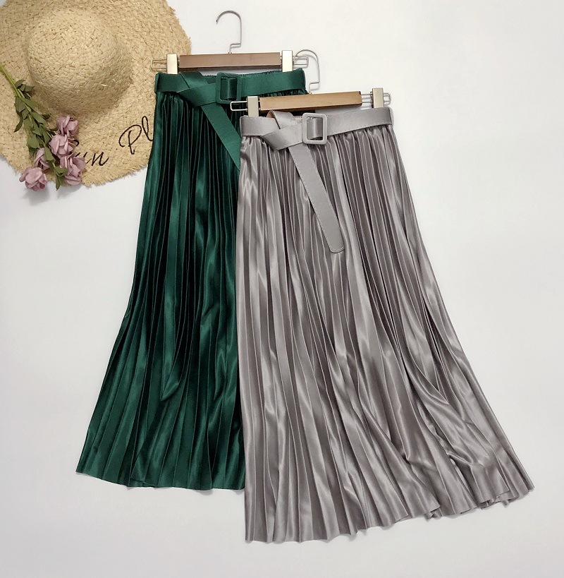 Spring and Summer Women Pleated Skirt With One Size Female Korean Style Women's High Waist Vintage Midi Skirt