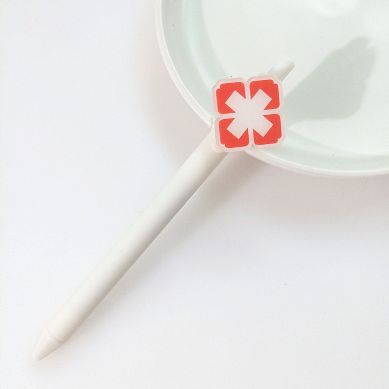 0.5mm black - cross mark white pen