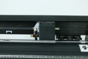 Mô Hình Nóng 28 Inch Size720 Cắt <span class=keywords><strong>Plotter</strong></span> Kinh Tế Cắt <span class=keywords><strong>Plotter</strong></span> Với Đường Viền Cắt Chức Năng 720Mm Vinyl <span class=keywords><strong>Cutter</strong></span> - Product Image 3