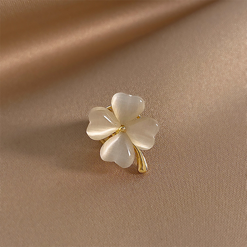No. 4 Golden Petal